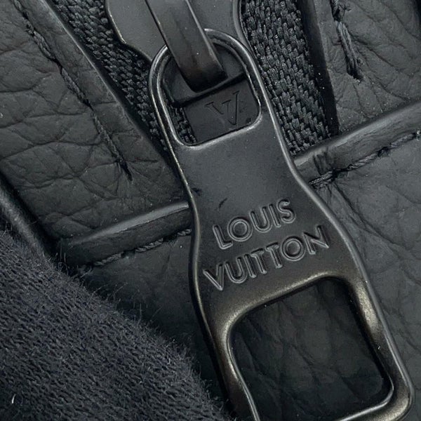 ルイヴィトン セカンドバッグ モノグラム・トリヨン ポシェット・ヴォルガ M55703 LOUIS VUITTON 黒 ブラック