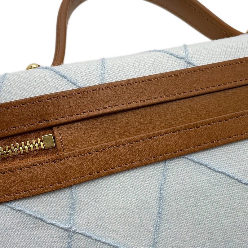 シャネル チェーンショルダーバッグ バニティ ココマーク ウォッシュデニム AP5164 CHANEL