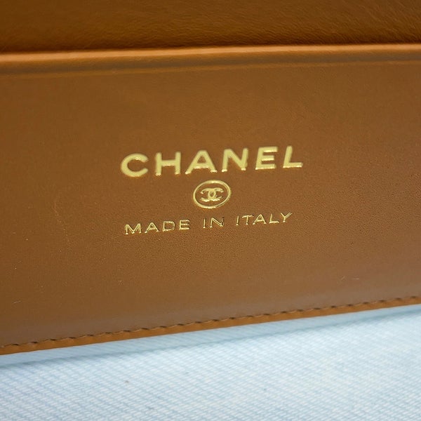 シャネル チェーンショルダーバッグ バニティ ココマーク ウォッシュデニム AP5164 CHANEL