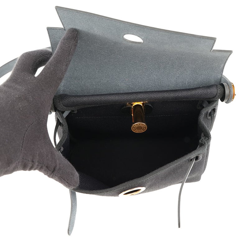 エルメス ショルダーバッグ エールバッグジップ ミニ ブラック/ゴールド金具 トワルアッシュ/ヴァッシュハンター K刻印 黒