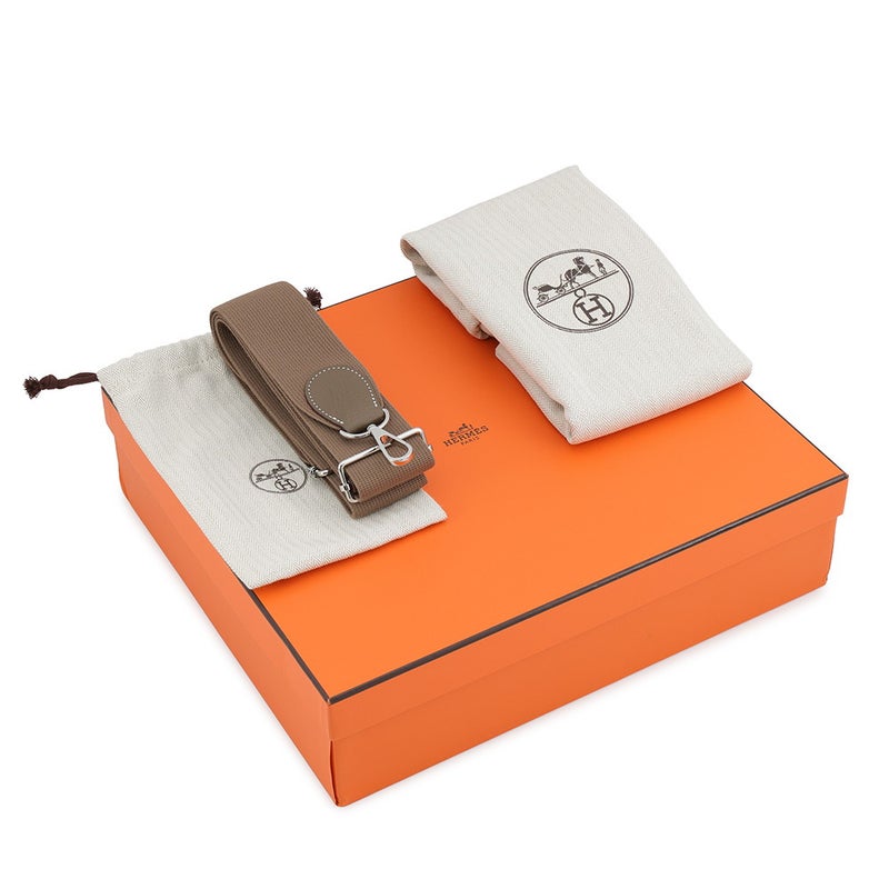 エルメス ショルダーバッグ エブリン3 PM エトゥープ/シルバー金具 トリヨンクレマンス G刻印 HERMES Evelyne