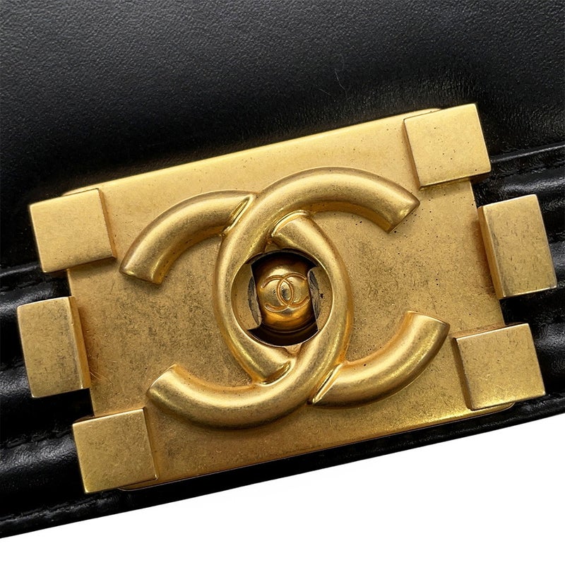 シャネル チェーンショルダーバッグ ボーイシャネル AS3018 CHANEL ミニバッグ 黒