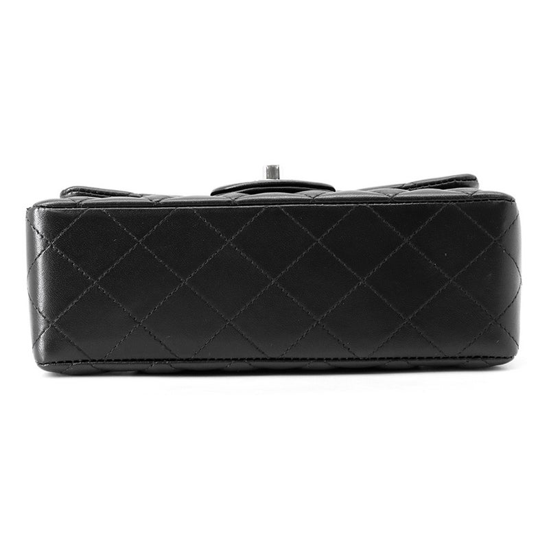 シャネル チェーンショルダーバッグ ミニマトラッセ ココマーク ラムスキン A69900 CHANEL バッグ 黒