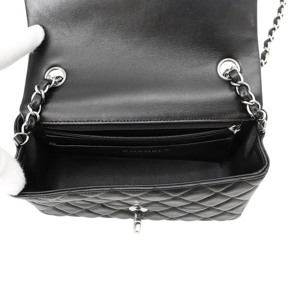 シャネル チェーンショルダーバッグ ミニマトラッセ ココマーク ラムスキン A69900 CHANEL バッグ 黒