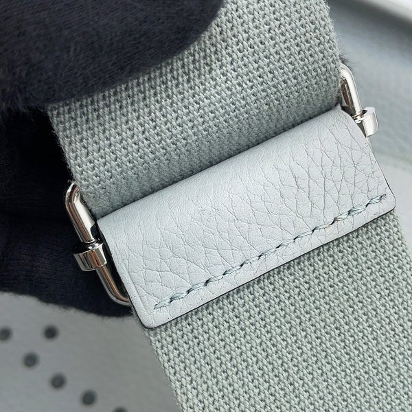 エルメス ショルダーバッグ エブリン3 PM ブルーグラシエ/シルバー金具 トリヨンクレマンス W刻印 HERMES Evelyne