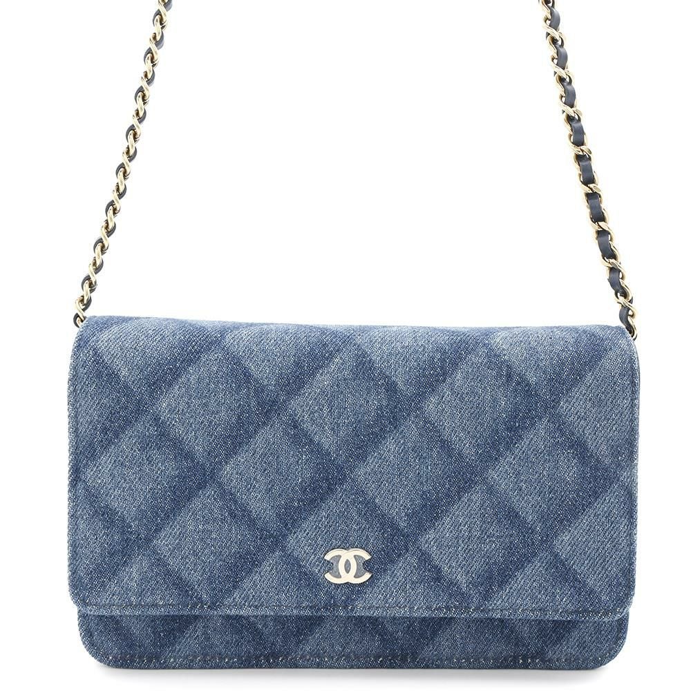 シャネル CHANEL マトラッセ チェーン ウォレット 長財布 レザー ネイビー A33814 マットゴールド 金具 VLP 90207702 シャネル チェーンウォレット マトラッセ ココマーク デニム A33814