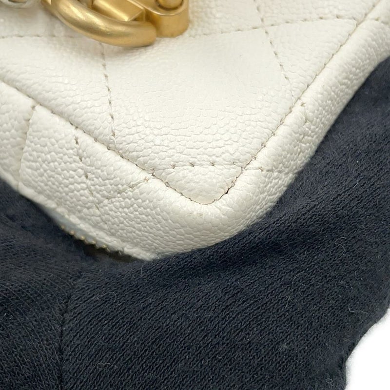 シャネル チェーンショルダーバッグ ミニ バニティケース マトラッセ ココマーク ソフトキャビアスキン AP2194 CHANEL 白