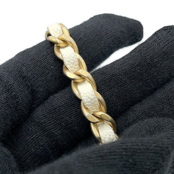 シャネル チェーンショルダーバッグ ミニ バニティケース マトラッセ ココマーク ソフトキャビアスキン AP2194 CHANEL 白