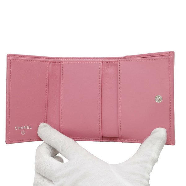 シャネル 三つ折り財布 マトラッセ ココマーク クラシック スモール フラップ ウォレット AP0230 CHANEL