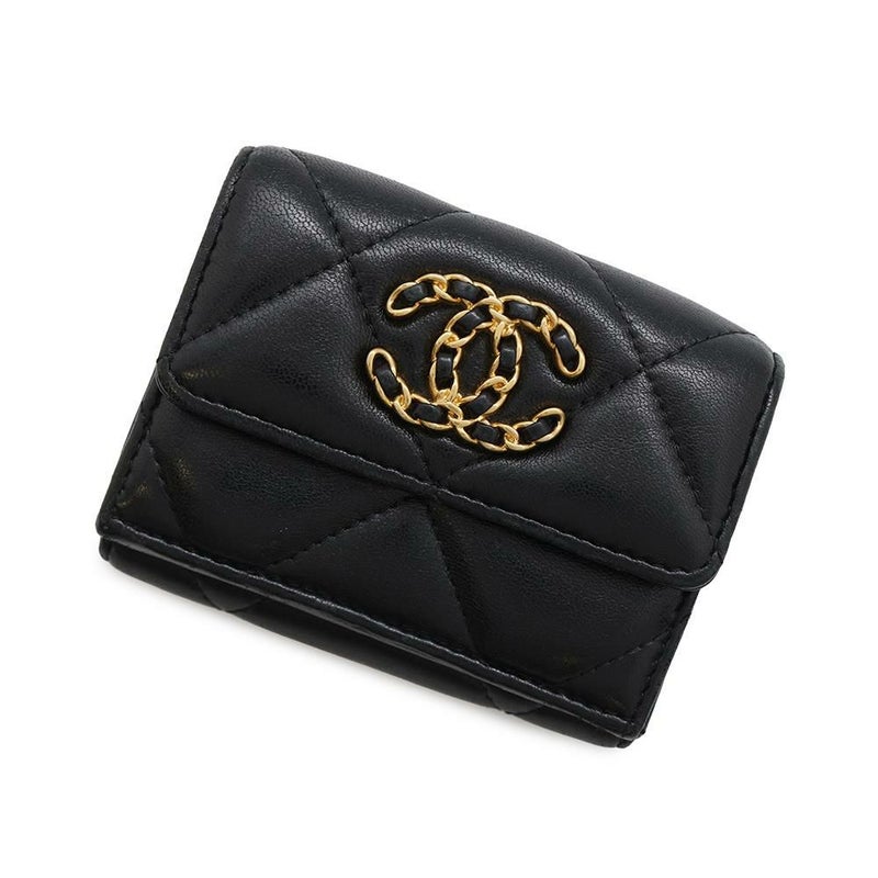 シャネル 三つ折り財布 キルティング ココマーク シャネル19 スモール フラップ ウォレット ラムスキン AP1789 CHANEL 黒