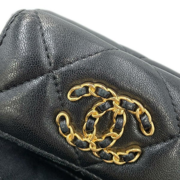 シャネル 三つ折り財布 キルティング ココマーク シャネル19 スモール フラップ ウォレット ラムスキン AP1789 CHANEL 黒