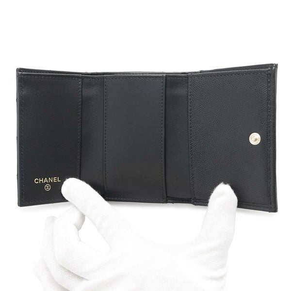 シャネル 三つ折り財布 マトラッセ ココマーク コンパクトウォレット キャビアスキン AP4084 CHANEL 財布 黒