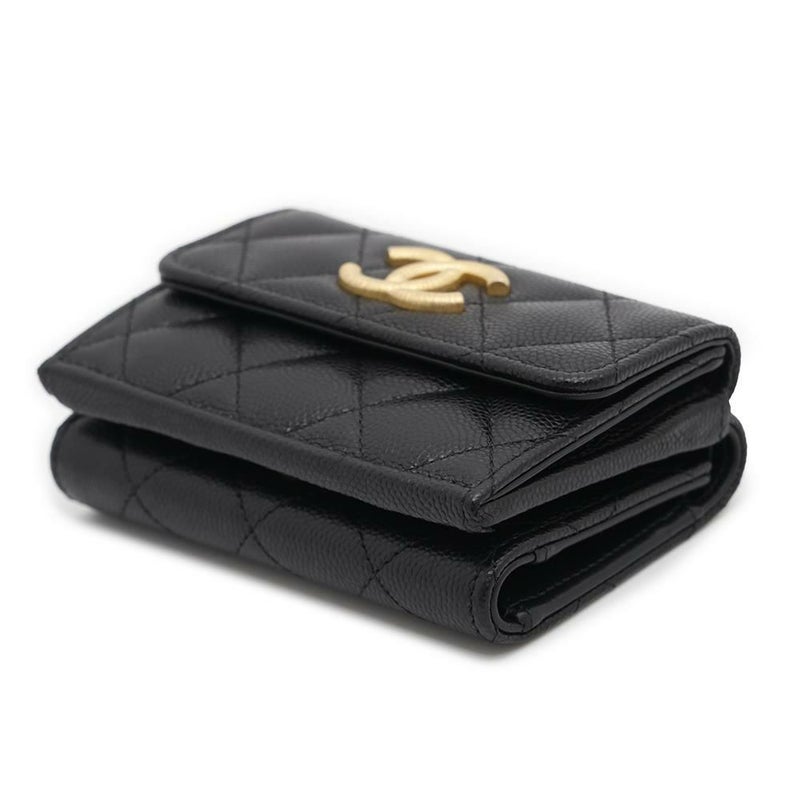 シャネル 三つ折り財布 マトラッセ ココマーク スモール フラップ ウォレット キャビアスキン AP3518 CHANEL 黒