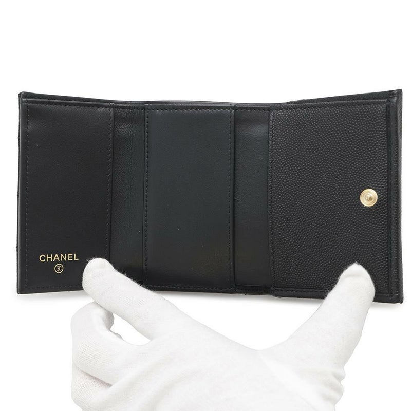 シャネル 三つ折り財布 マトラッセ ココマーク スモール フラップ ウォレット キャビアスキン AP3518 CHANEL 黒