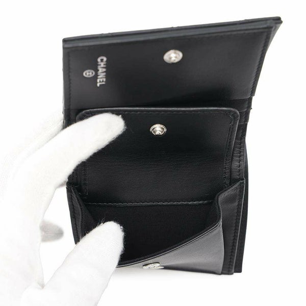 シャネル 二つ折り財布 ココマーク マトラッセ クラシック スモールウォレット レザー AP3817 黒
