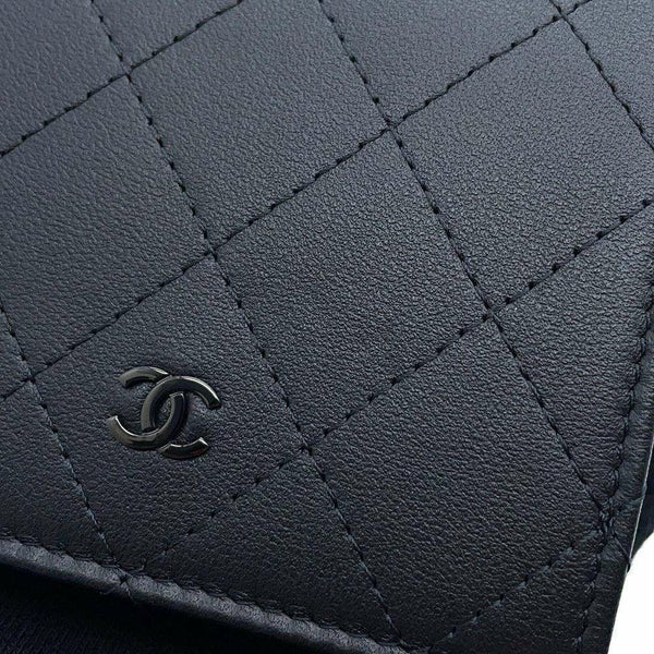 シャネル 二つ折り財布 ココマーク マトラッセ クラシック スモールウォレット レザー AP3817 黒