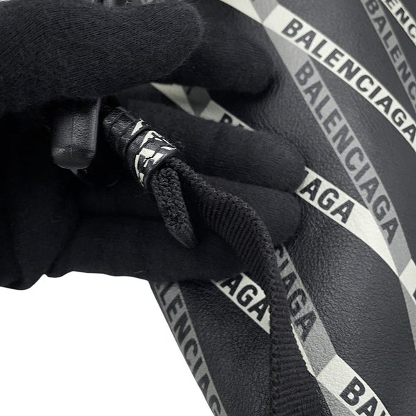 バレンシアガ ボディバッグ エクスプローラー ウエストバッグ レザー 529550 BALENCIAGA 黒