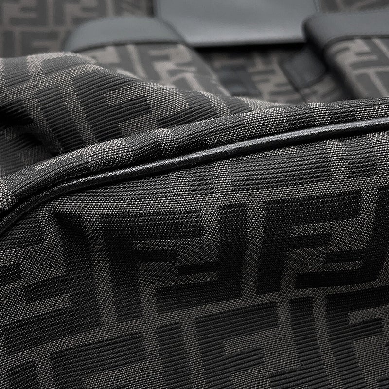 フェンディ リュック ドローストリング FFジャカード/レザー 7VZ056 FENDI バッグパック 黒