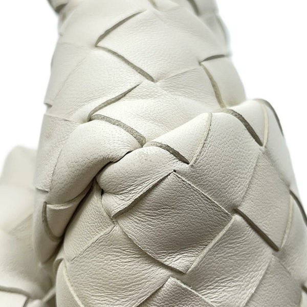 ボッテガヴェネタ ハンドバッグ イントレチャート ツイスト レザー BOTTEGA VENETA バッグ 白