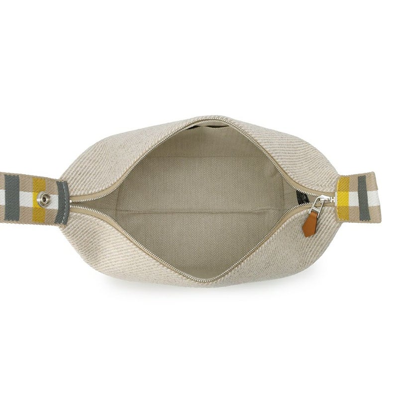 エルメス ポーチ ブリッド・ア・ブラック オ・カレ PM セーグル/シルバー金具 ウール HERMES