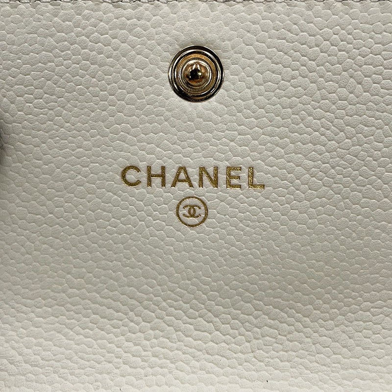シャネル チェーンウォレット ボーイシャネル マトラッセ ココマーク ミニ キャビアスキン AP2206 CHANEL 財布 白