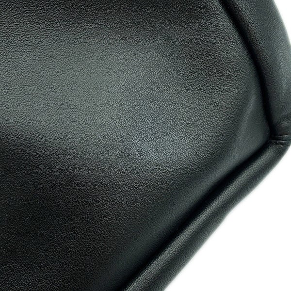 ロエベ ショルダーバッグ スクイーズバッグ ミディアム メローナパラム A914Q37X01 LOEWE 2way 黒