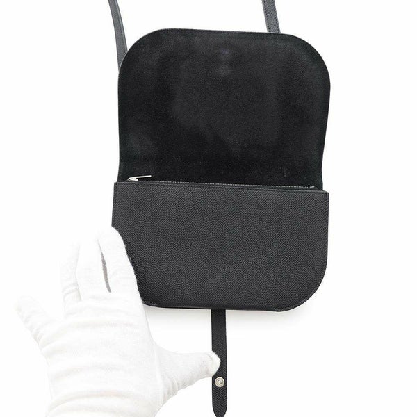 セリーヌ ショルダーウォレット クラッチオン レザー CELINE 長財布 黒