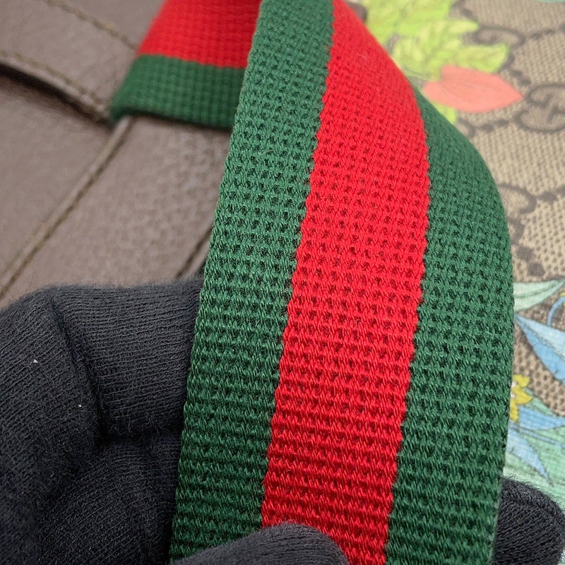 グッチ リュック タイガー GGスプリーム 674147 GUCCI バックパック バッグ