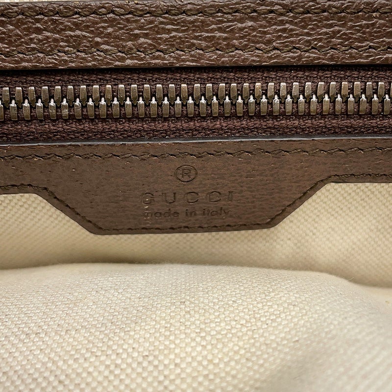 グッチ リュック タイガー GGスプリーム 674147 GUCCI バックパック バッグ
