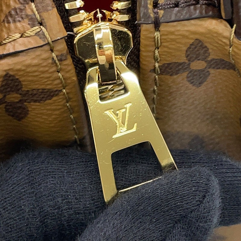 ルイヴィトン ハンドバッグ モノグラム・リバース/モノグラム・ジャイアント オンザゴー EW チェーン M14236 LOUIS VUITTON