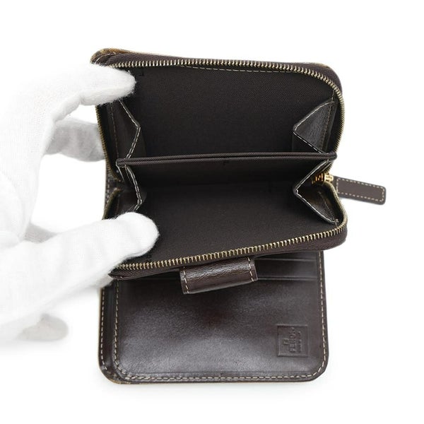 フェンディ 二つ折り財布 ズッカ柄 総柄 コンパクト ジップウォレット レザー FENDI