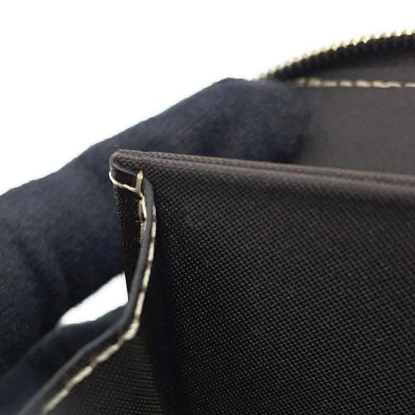 フェンディ 二つ折り財布 ズッカ柄 総柄 コンパクト ジップウォレット レザー FENDI