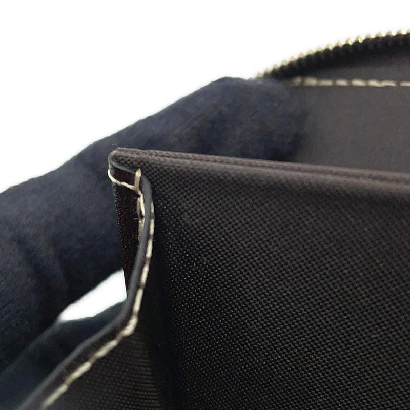 フェンディ 二つ折り財布 ズッカ柄 総柄 コンパクト ジップウォレット レザー FENDI