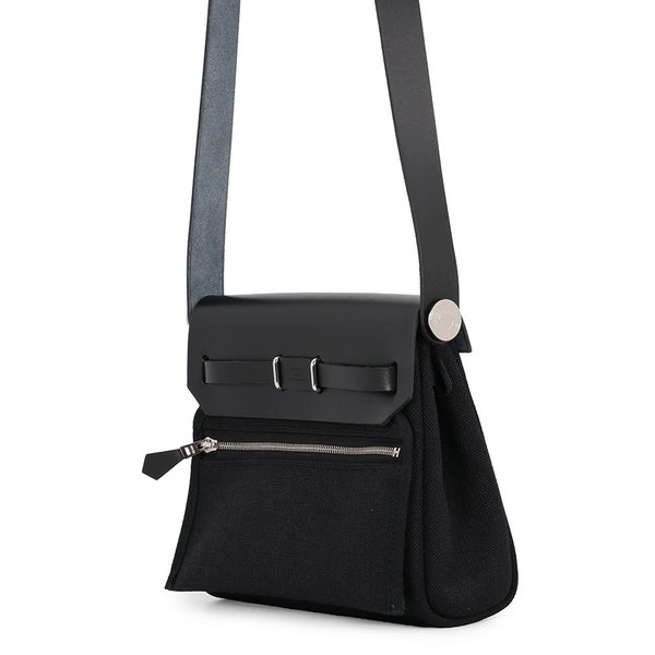 エルメス ショルダーバッグ エールバッグジップ ミニ ブラック/シルバー金具 トワルアッシュ/ヴァッシュハンター G刻印 HERMES 黒