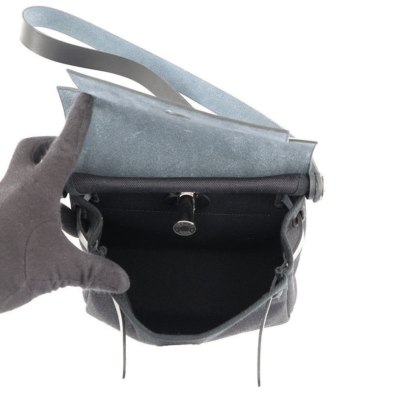 エルメス ショルダーバッグ エールバッグジップ ミニ ブラック/シルバー金具 トワルアッシュ/ヴァッシュハンター G刻印 HERMES 黒