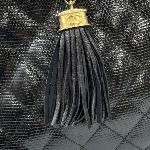 シャネル チェーンショルダーバッグ マトラッセ ココマーク タッセル リザード CHANEL 黒