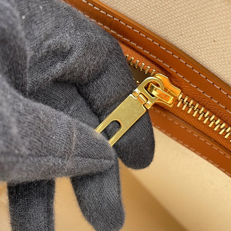 セリーヌ トートバッグ ホリゾンタル カバ キャンバス 190062BNZ CELINE バッグ