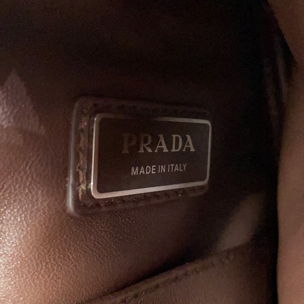 プラダ ボディバッグ ロゴ スエード 2VZ114 PRADA