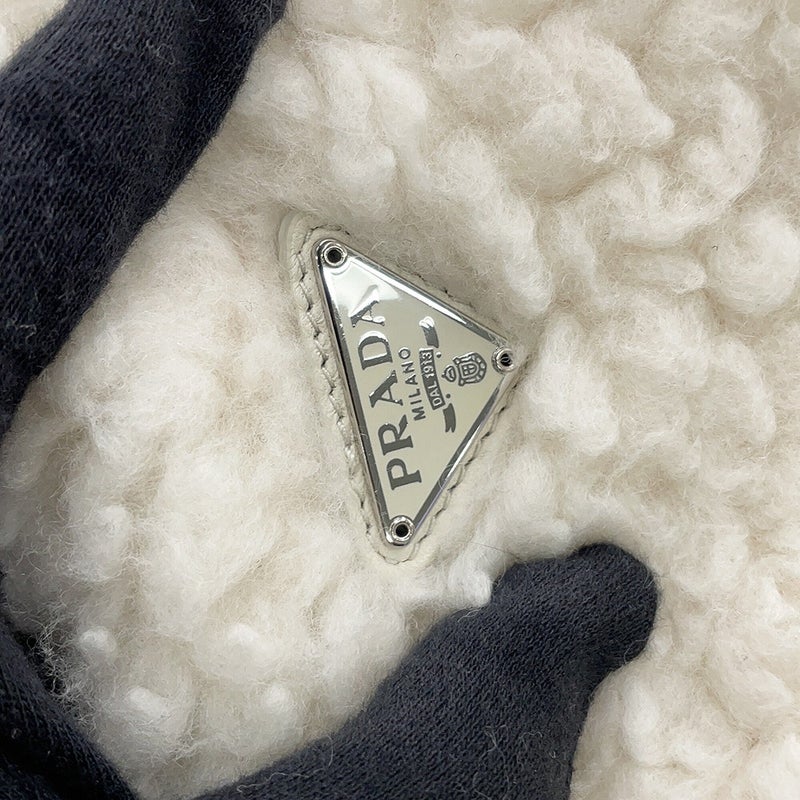 プラダ ショルダーバッグ Re-Edition 2005 ウール カシミヤ 1BH204 PRADA 2wayバッグ 白