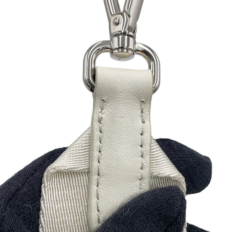 プラダ ショルダーバッグ Re-Edition 2005 ウール カシミヤ 1BH204 PRADA 2wayバッグ 白