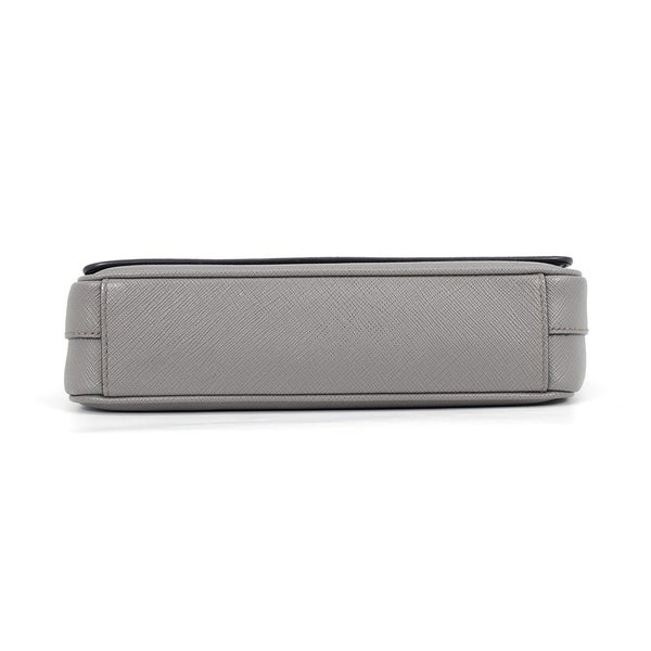 プラダ ショルダーバッグ トライアングルロゴ サフィアーノレザー 2VD059 PRADA