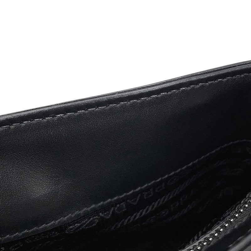 プラダ ショルダーバッグ トライアングルロゴ サフィアーノレザー 2VD059 PRADA