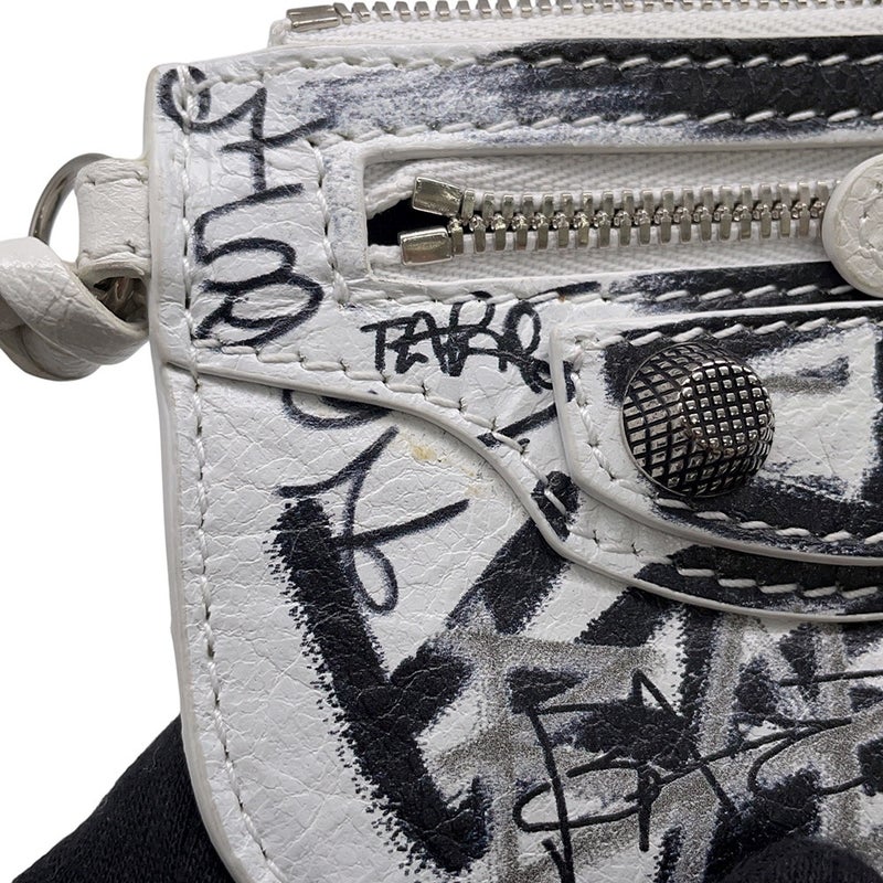 バレンシアガ コインケース ルカゴール グラフィティ Le Cagole 776769 BALENCIAGA 小銭入れ 黒 白 セール品