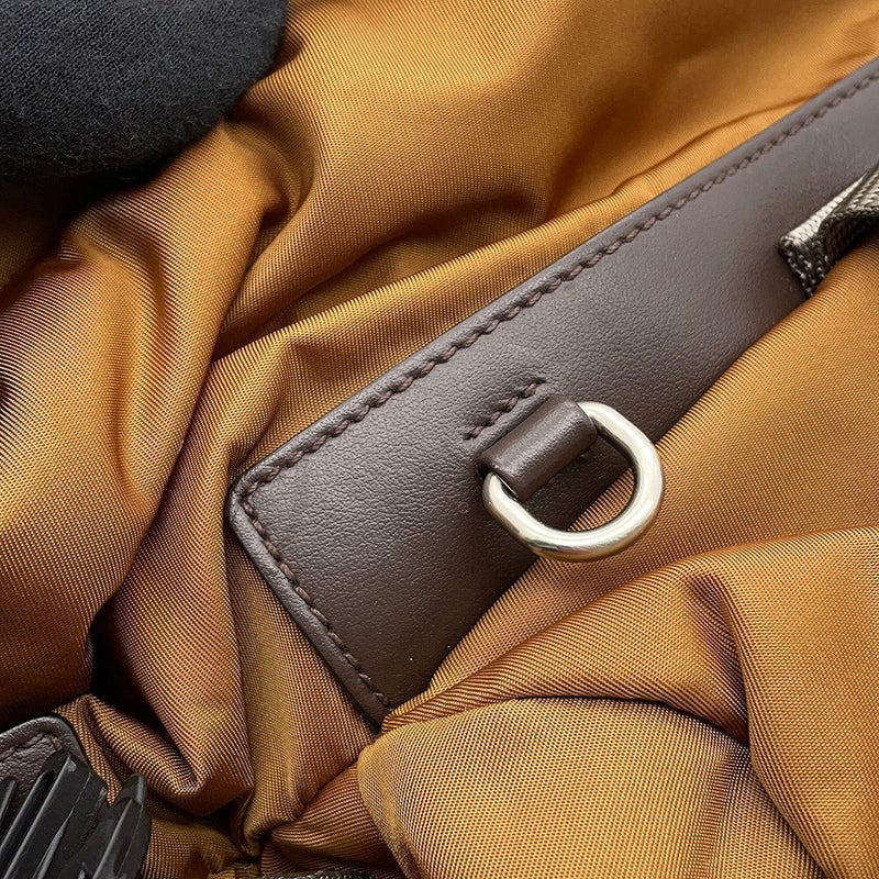 プラダ リュック トライアングルロゴ ナイロン/レザー 2VZ117 PRADA バッグ バックパック