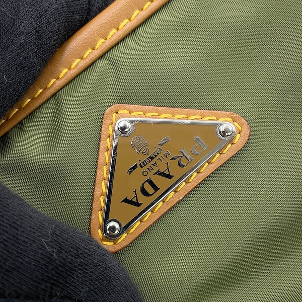 プラダ ショルダーバッグ Re-Nylon xサフィアーノ ミディアム ナイロン/レザー 2VD066 PRADA