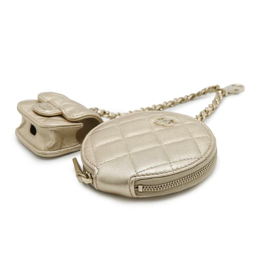 CHANEL ノベルティ CHANEL♡チェーン付きノベルティポーチ 【公式通販】