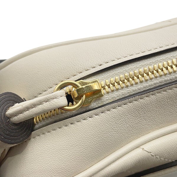 グッチ ショルダーバッグ ブロンディ スモール 742360 GUCCI バッグ