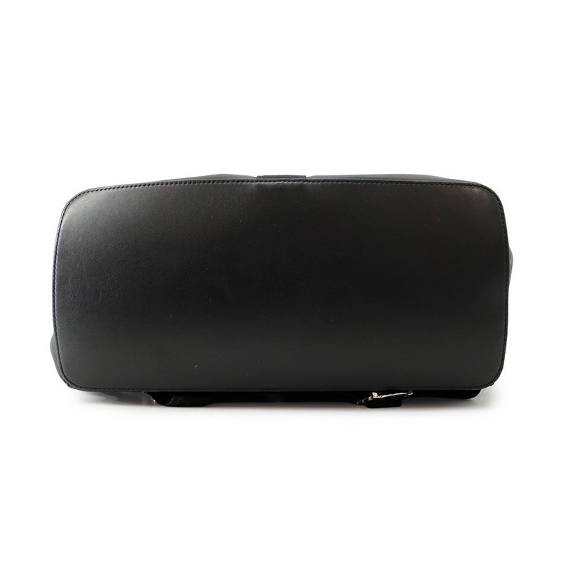 ロエベ リュック コンバーチブル レザー B777W36X03 LOEWE バックパック バッグ 黒