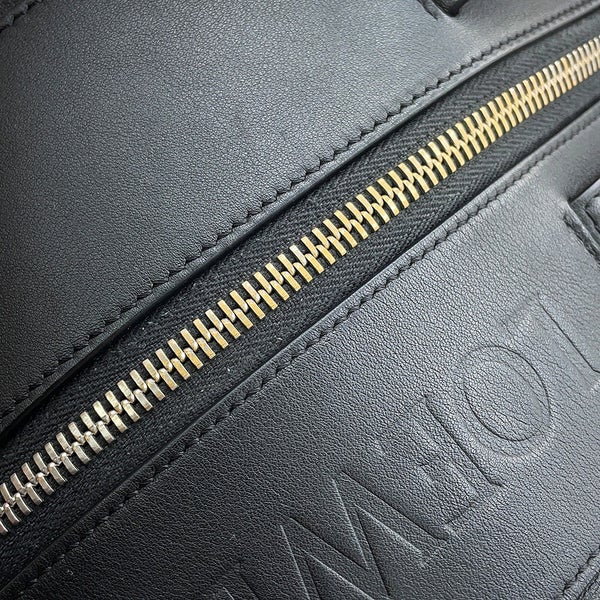 ロエベ リュック コンバーチブル レザー B777W36X03 LOEWE バックパック バッグ 黒