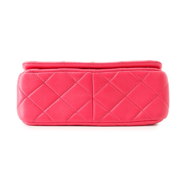 シャネル チェーンショルダーバッグ ミニフラップ マトラッセ ココマーク シャネル19 レザー CHANEL